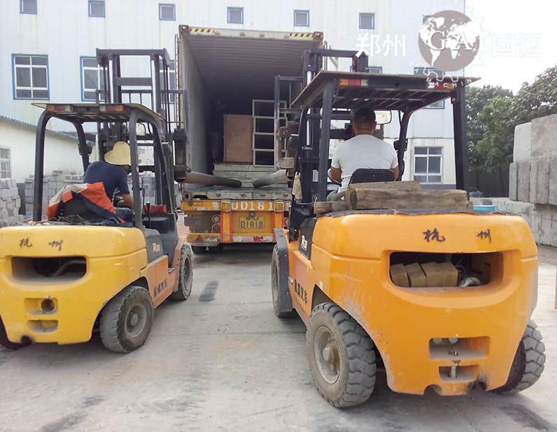 阿聯(lián)酋全自動干粉砂漿設(shè)備生產(chǎn)線